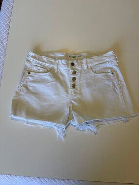 Old Navy White Boyfriend Mid Rise Shorts Size 10